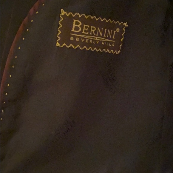 Suit - Picture 6 of 7